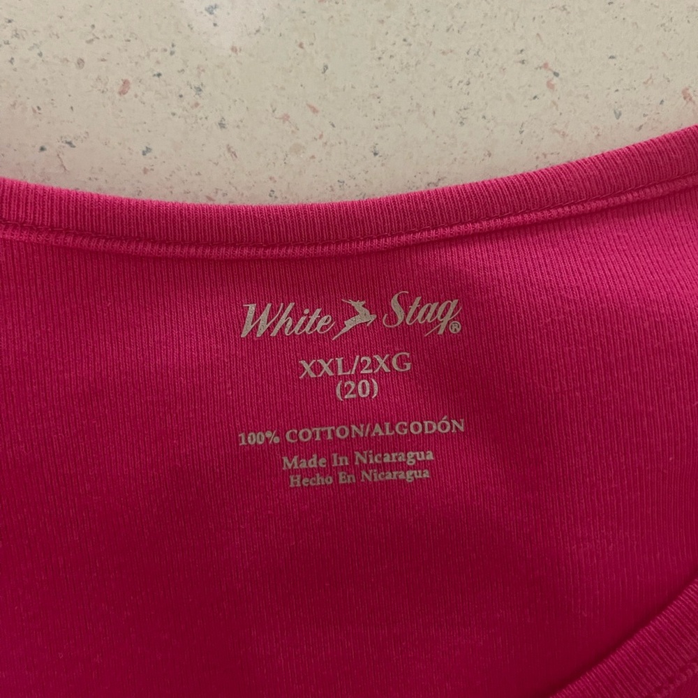 New!  nice, pretty fuschia Top.  XXL Size 20. NWOT! - Picture 4 of 4